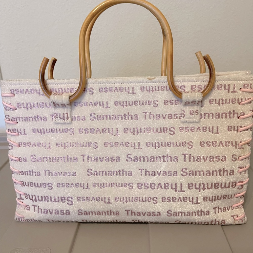 Samantha Thavasa bag